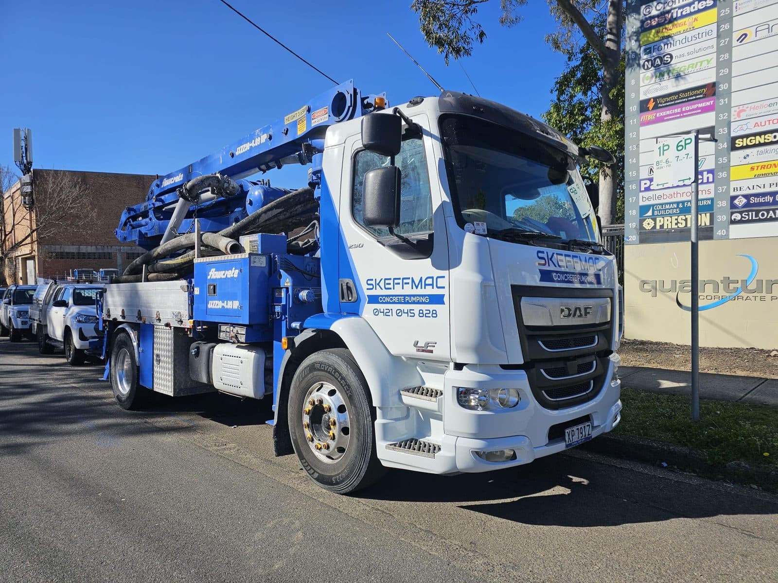 20m Junjin Flowcrete JXZZ20-4-09-HP boom pump on a DAF truck