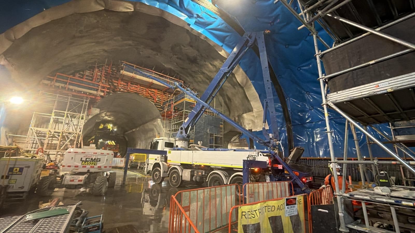 Boom set up at a tunnel portal